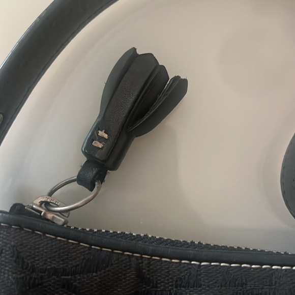 Coach Bag - Picture 3 of 7